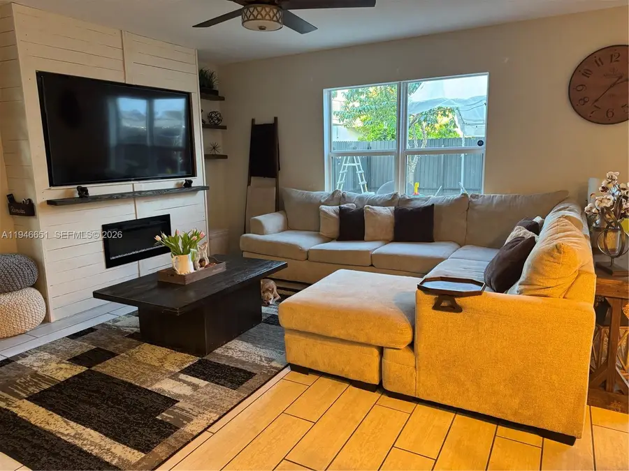 531 NE 6th Place, Florida City, FL 33034 - #2