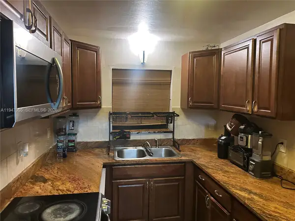 2461 Rodman Street, Hollywood, FL 33020