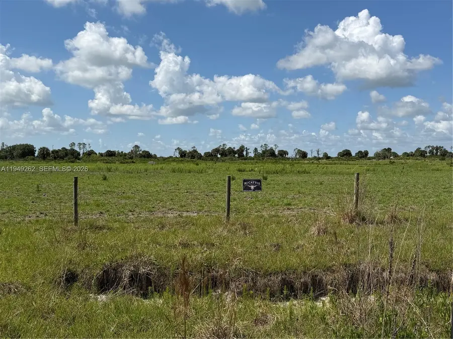 27325 NW 72, Okeechobee, FL 34972 - #2