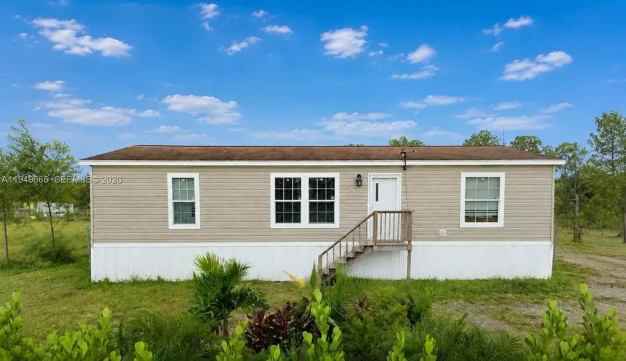 612 Hunting Club Avenue, Clewiston, FL 33440 - #2