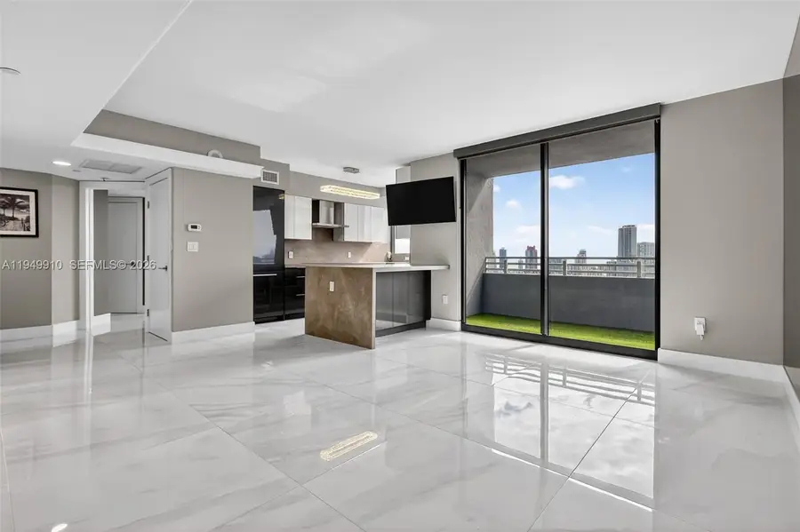 1330 W Ave 3206 #3206, Miami Beach, FL 33139 - #2