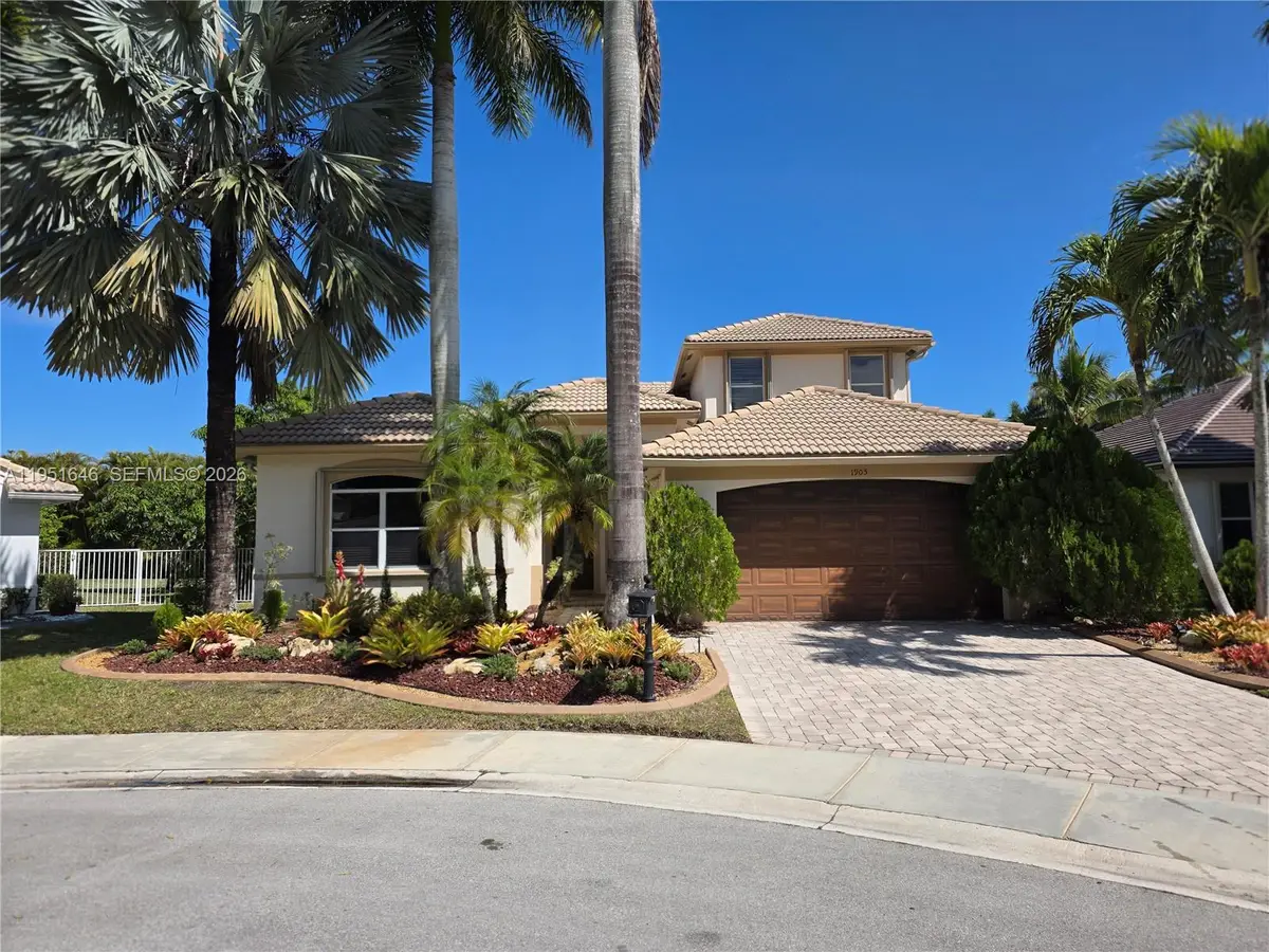 1905 Harbor View Circle, Weston, FL 33327 - #1