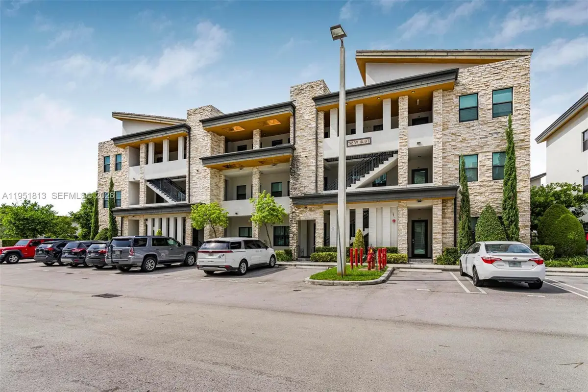 7865 NW 104th Avenue #33, Doral, FL 33178 - #1