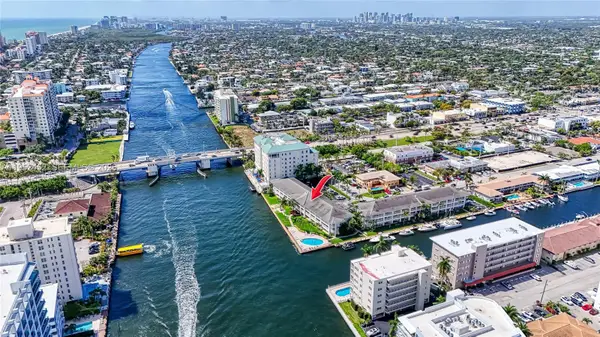 2895 NE 32nd Street #207, Fort Lauderdale, FL 33306