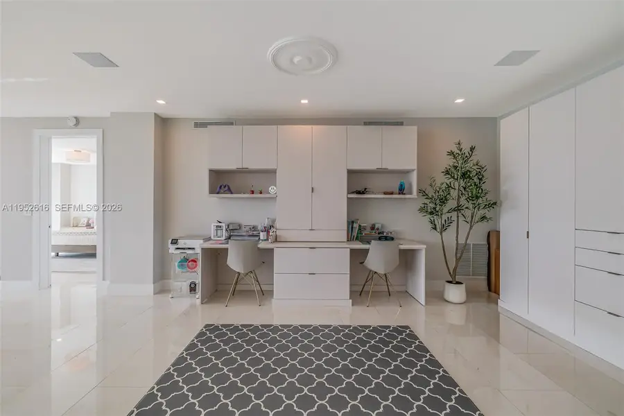 3400 SW 27th Avenue #802, Miami, FL 33133 - #3