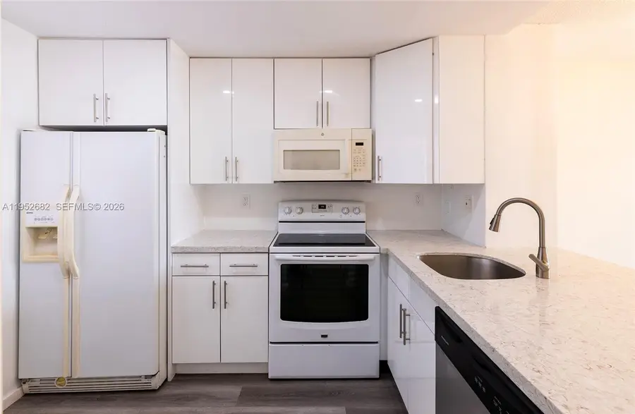 19701 SW 114th Avenue #364, Miami, FL 33157 - #2