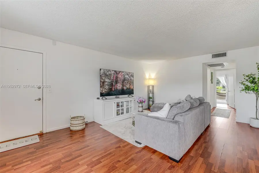 301 SW 135th Avenue #118C, Pembroke Pines, FL 33027 - #3