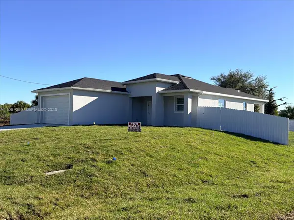 1111 Gunby S Avenue, Lehigh Acres, FL 33974