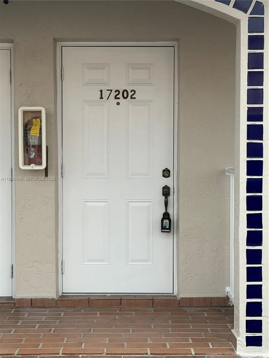10101 W Okeechobee Road #17202, Hialeah Gardens, FL 33016 - #3