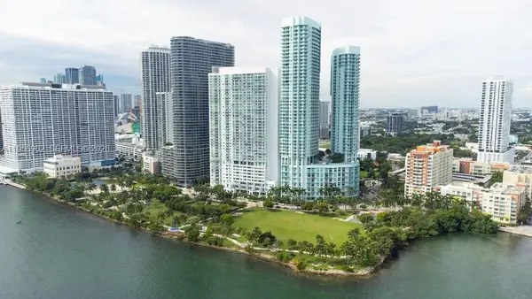 1900 N Bayshore Drive #2018, Miami, FL 33132