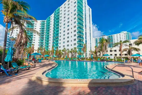 3901 S Ocean Drive #PH16R, Hollywood, FL 33019