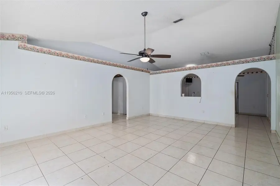 327 Ridge Court, Apopka, FL 32712 - #3