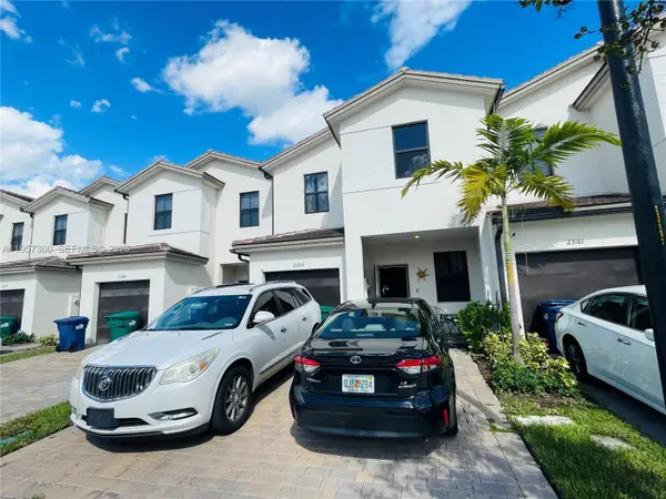 23153 SW 128th Place, Miami, FL 33170