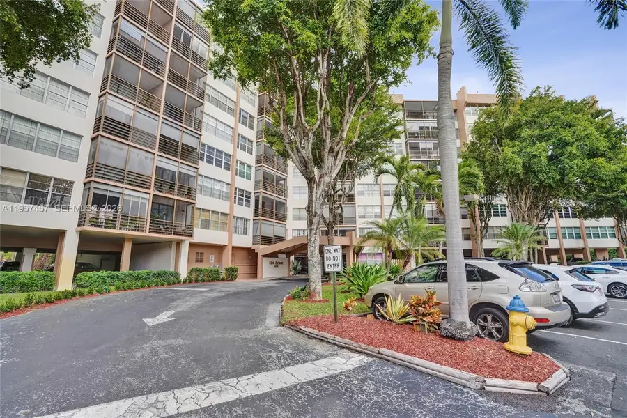 1400 Saint Charles Place #204, Pembroke Pines, FL 33026 - #3