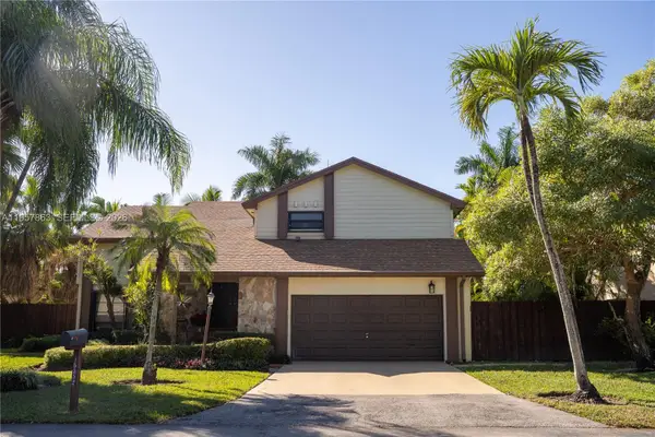 15552 SW 48th Street, Miami, FL 33185