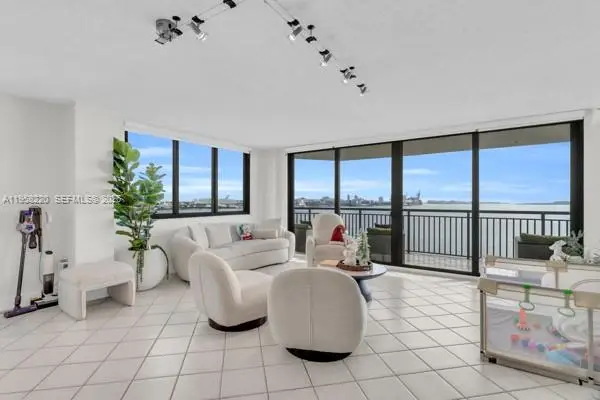 540 Brickell Key Drive #832, Miami, FL 33131 - #2