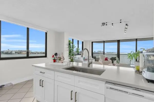 540 Brickell Key Drive #832, Miami, FL 33131 - #3