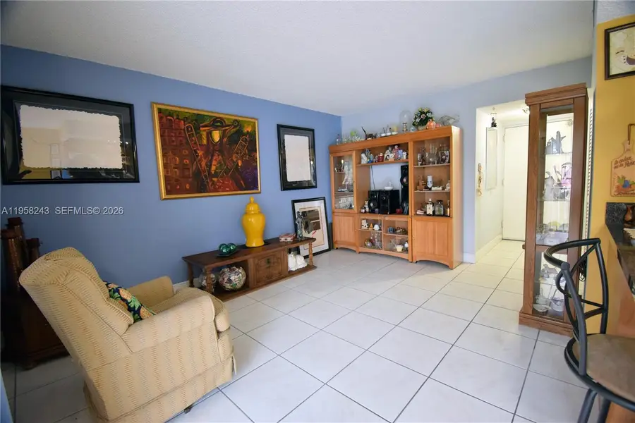 9301 SW 4th Street #114E, Miami, FL 33174 - #2
