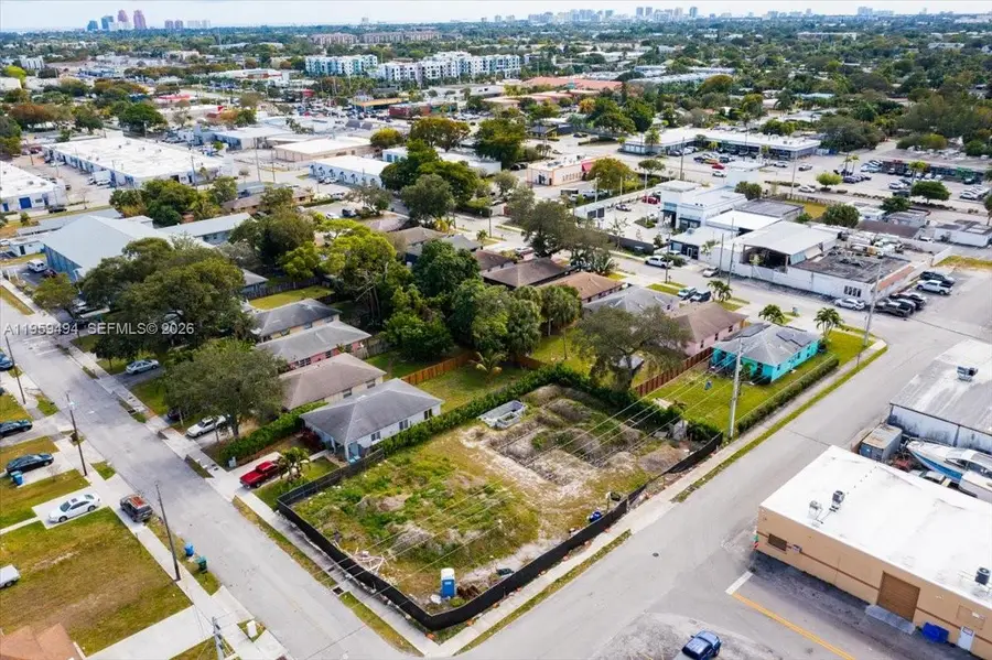 3250 NE 3rd Avenue, Oakland Park, FL 33334 - #3