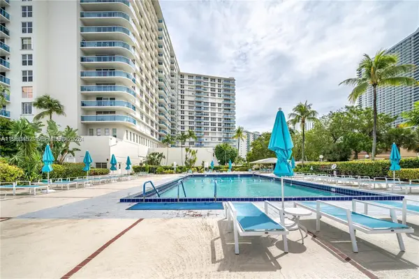 3800 S Ocean Drive #508, Hollywood, FL 33019