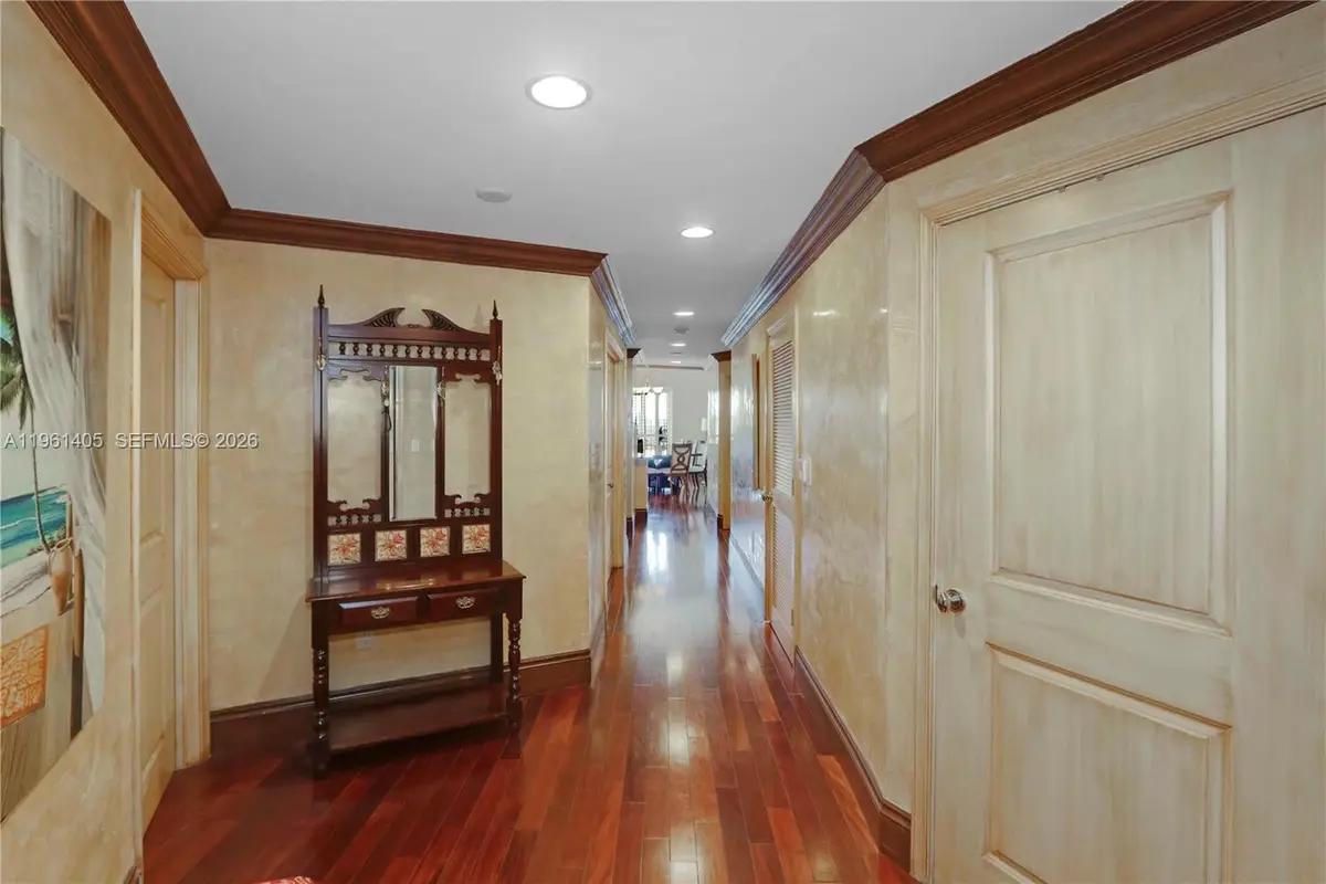 10 Aragon Avenue #1216, Coral Gables, FL 33134 - #1