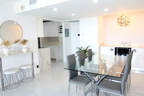 20301 W Country Club Drive #1422, Aventura, FL 33180