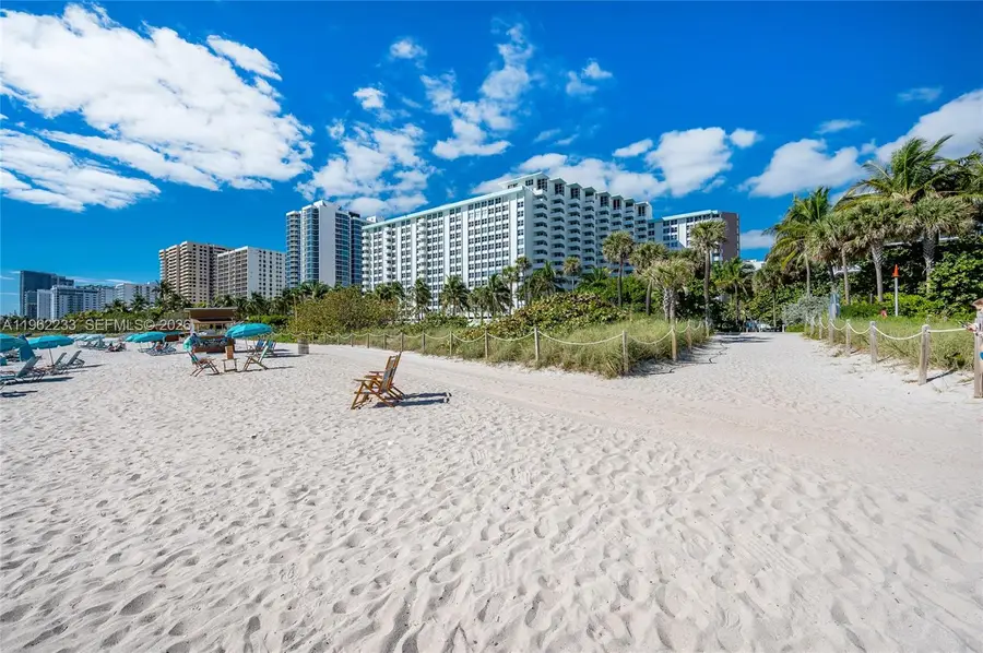 2899 Collins Avenue #1505, Miami Beach, FL 33140 - #2