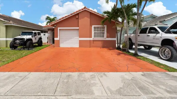 7568 W 4th Court, Hialeah, FL 33014