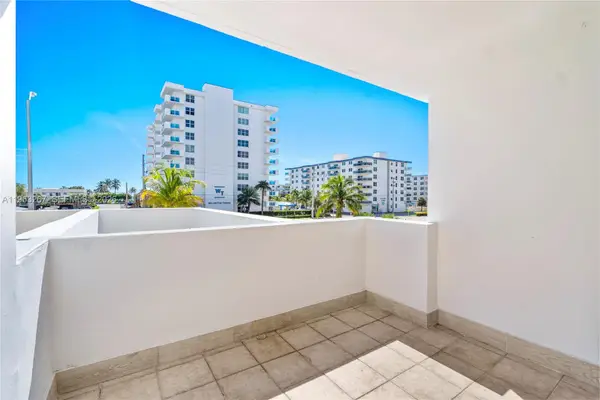 1410 S Ocean Drive #208, Hollywood, FL 33019