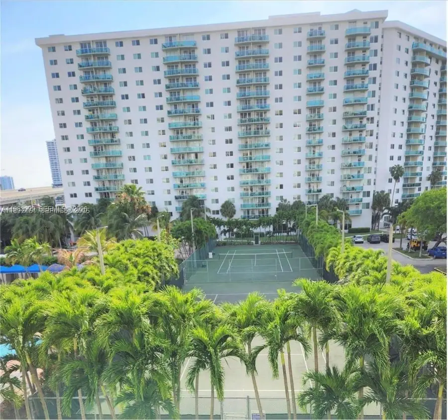 19370 Collins Avenue #1414, Sunny Isles Beach, FL 33160 - #3