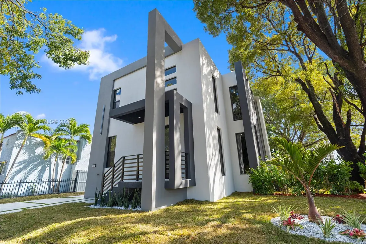 1644 NW 8th Terrace, Miami, FL 33125 - #1