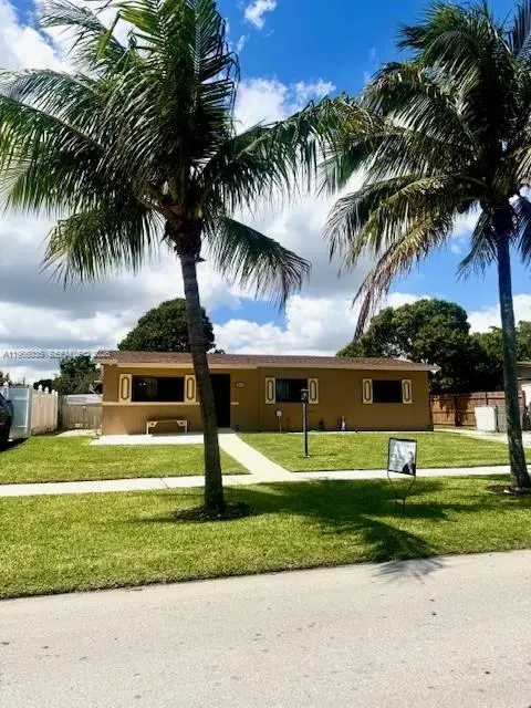 1481 SW 7th Terrace, Deerfield Beach, FL 33441