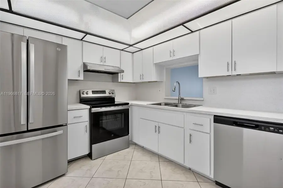 421 NE 14th Avenue #608, Hallandale Beach, FL 33009 - #2