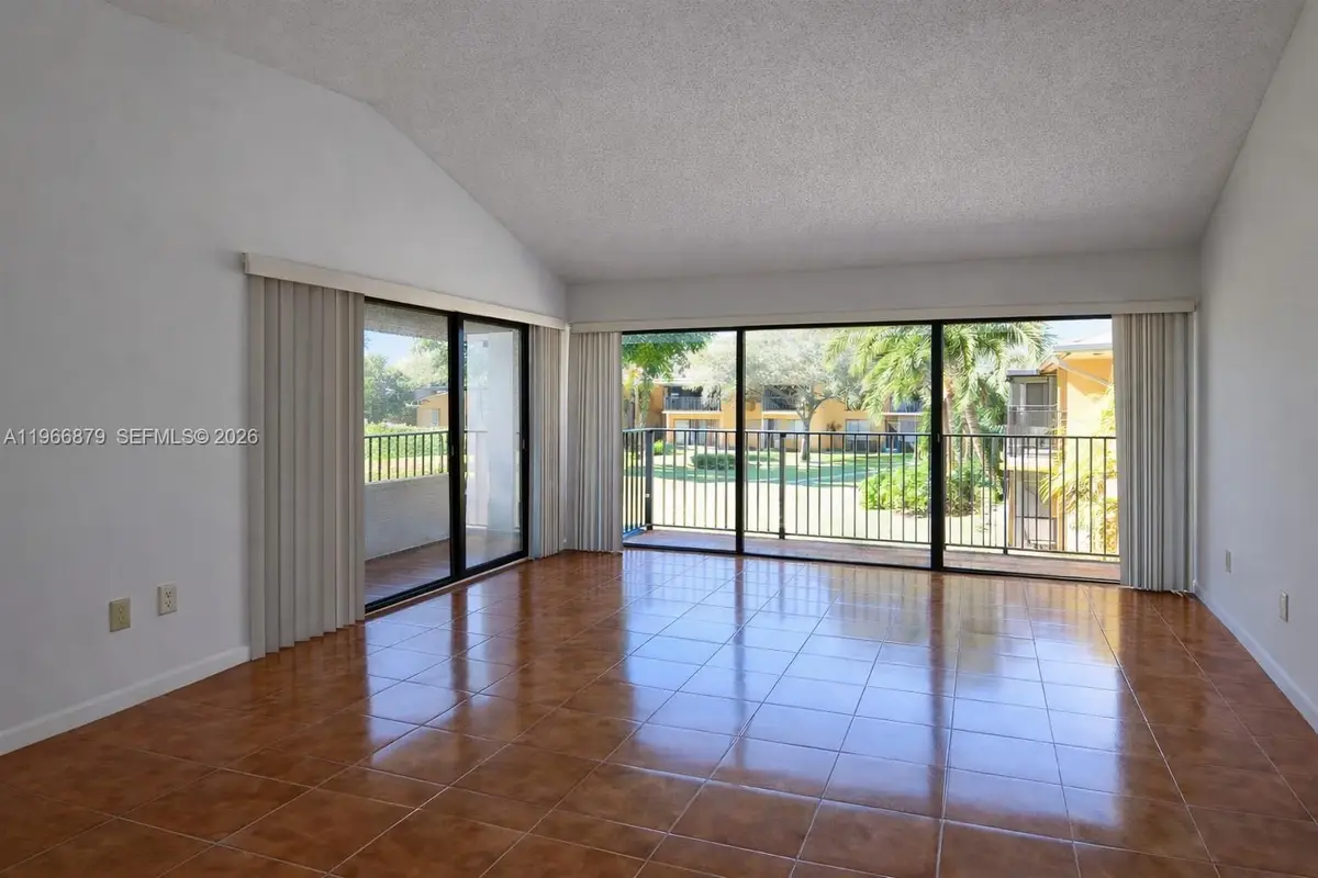 5821 Washington Street #32, Hollywood, FL 33023 - #1