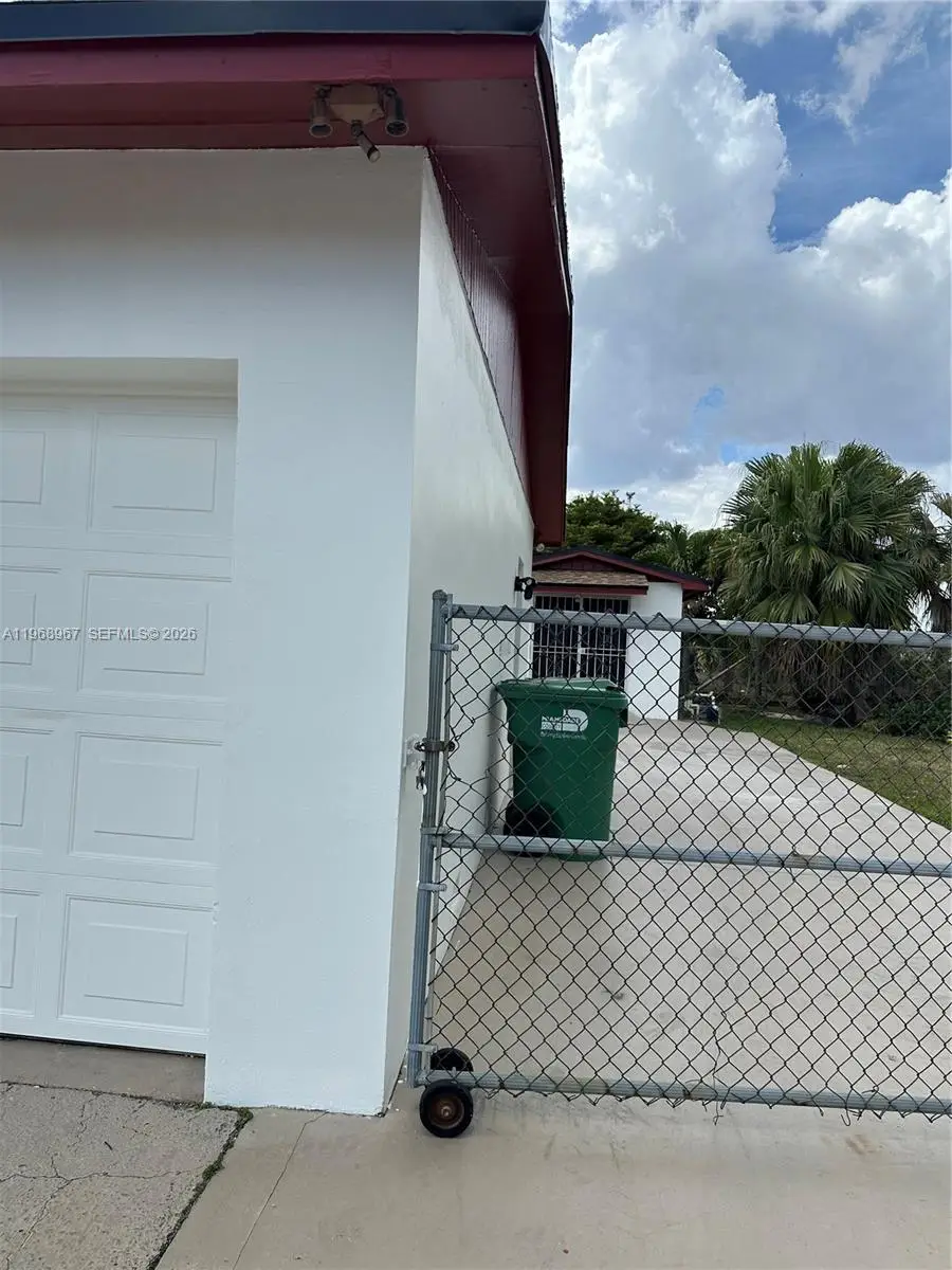 15200 SW 109 Avenue, Miami, FL 33157 - #3