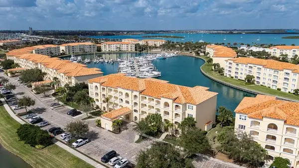 17 Harbour Isle Drive #W 103, Fort Pierce, FL 34949