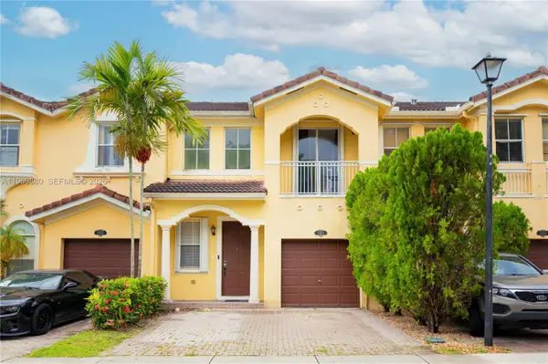 14964 SW 8 Lane, Miami, FL 33194