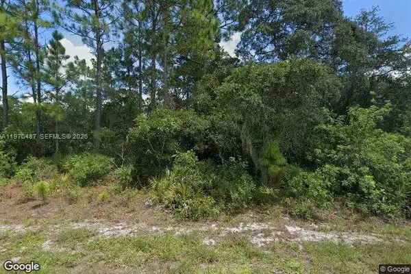 1647 S Larsen Road, Avon Park, FL 33825