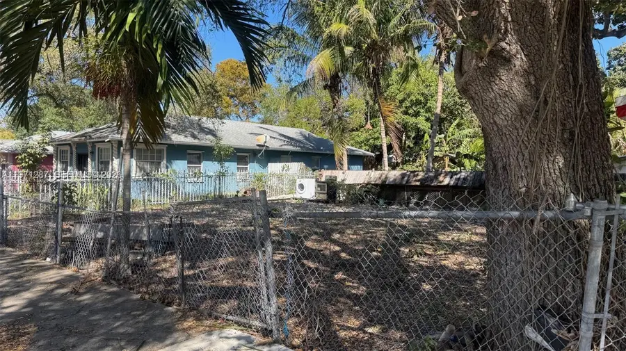 7613 NE 3rd Avenue, Miami, FL 33138 - #2