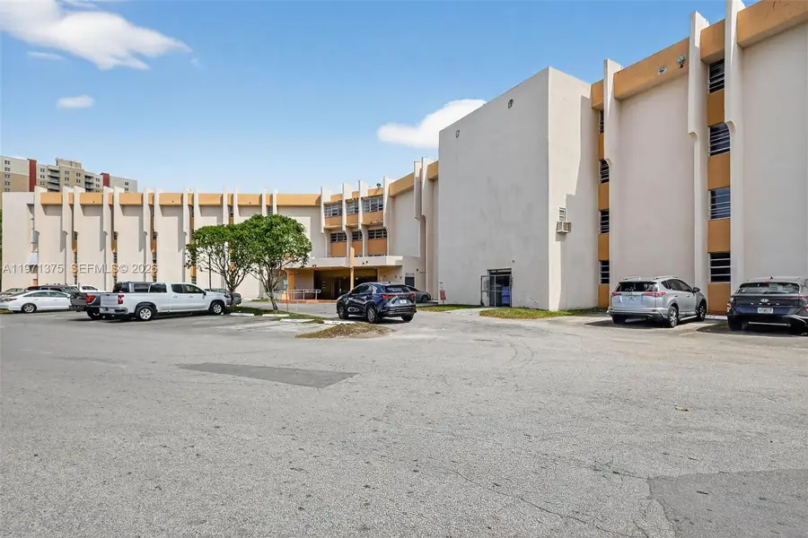 9678 Fontainebleau Boulevard #411, Miami, FL 33172 - #2