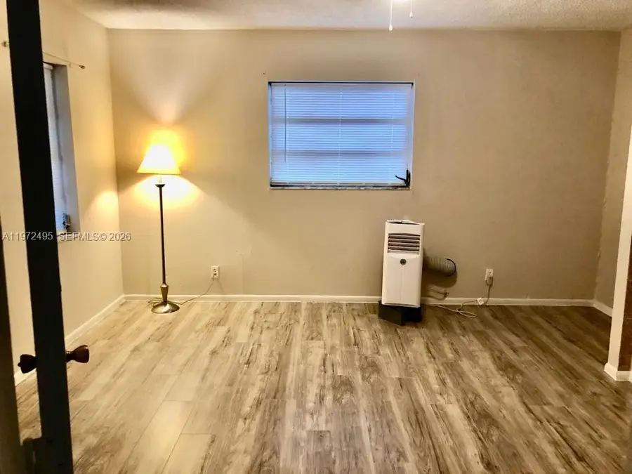 4610 SW 43rd Terrace, Dania Beach, FL 33314 - #3