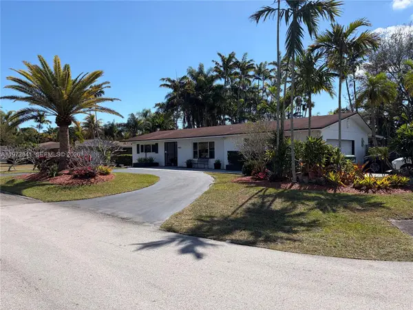 9860 SW 122nd Street, Miami, FL 33176