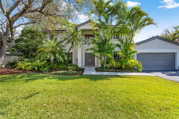 16085 SW 84th Place, Palmetto Bay, FL 33157