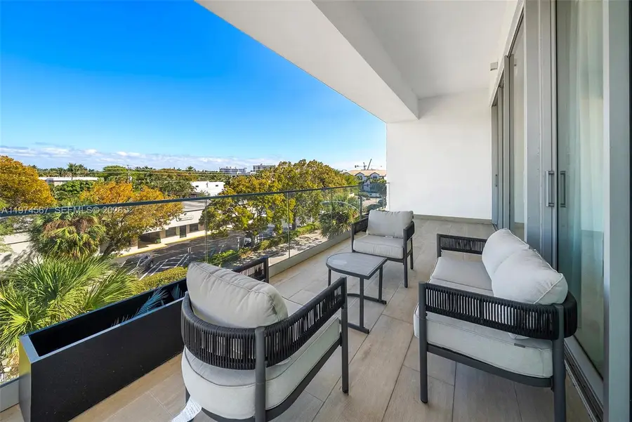 246 NE 6th Avenue #302, Delray Beach, FL 33483 - #3