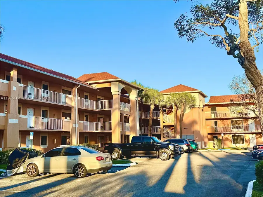 6900 SW 39th Street #207J, Davie, FL 33314 - #2