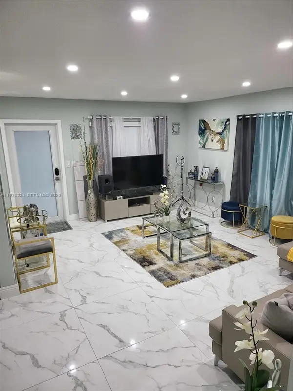 1747 Rodman Street #110, Hollywood, FL 33020