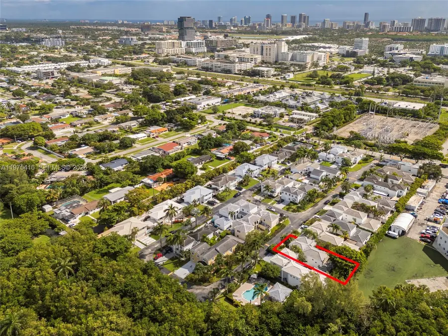 2518 NE 206th Terrace, Miami, FL 33180 - #2