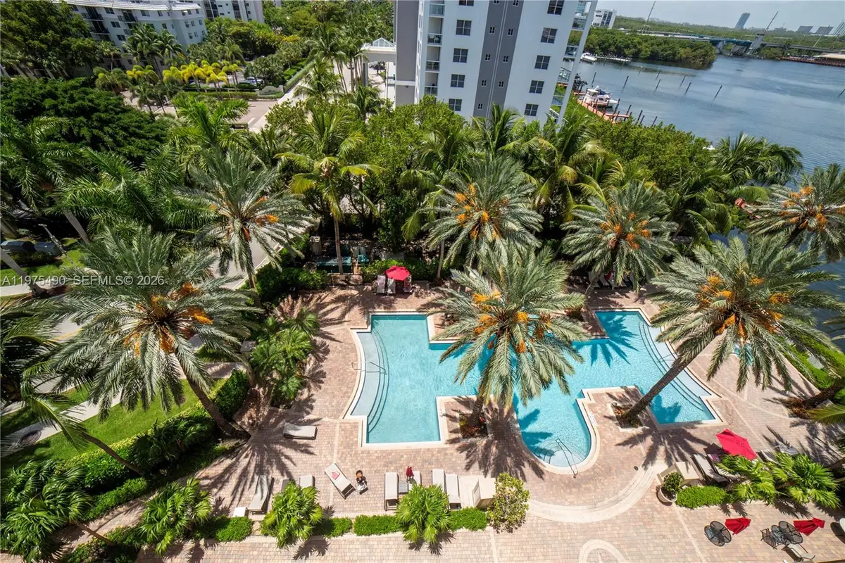 17100 N Bay Road #1802, Sunny Isles Beach, FL 33160 - #1