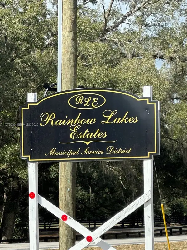 Address Withheld By Seller, Dunnellon, FL 34431