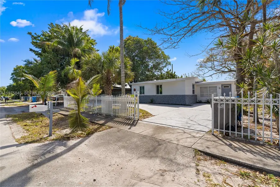 4520 SW 38th Street, West Park, FL 33023 - #2